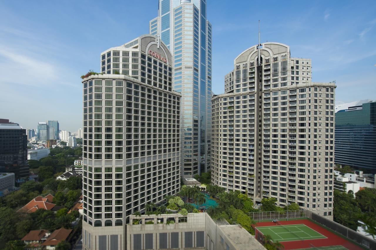 Doubletree By Hilton Bangkok Ploenchit Hotel Exterior photo